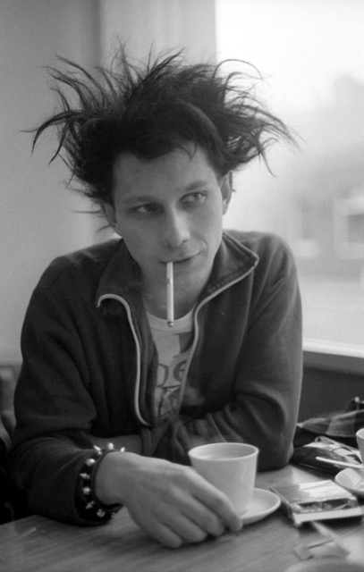 Looking for a Kiss - Image 2