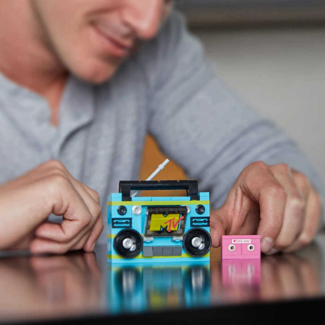 MTV: Boom Box<br><h6>Brick Building Set</h6> - Image 6