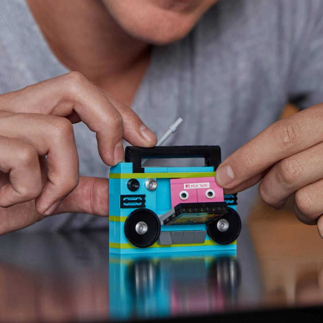 MTV: Boom Box<br><h6>Brick Building Set</h6> - Image 7